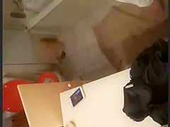 ma soeur sous la douche