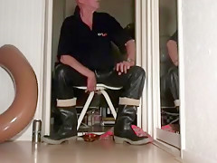 nlboots - leather trousers and rubber boots