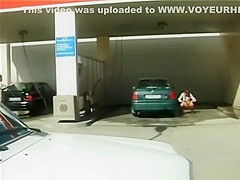 peeing at the car wash