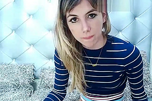 pretty transgirl Alice webcam masturbation