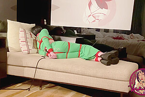 santana redd fart porn -Selfbondage & Struggle In Green Tracksuit And Pants