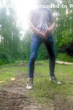 skinnybodyman outdoor masturbate