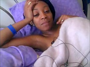 teen 18+ Plays On Cam