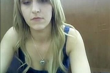 teen 18+ flashing in public