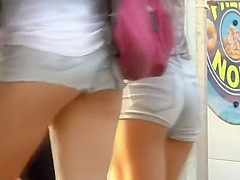 teens 18+ in shorts and their cameltoes