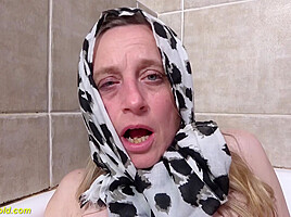 ugly prolapse her meathole