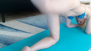yoga and pussy play